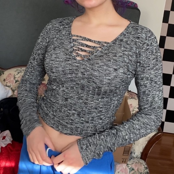 gray lace up top - Picture 2 of 2